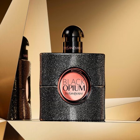 Comar Profumerie | Yves Saint Laurent | BLACK OPIUM | Cofanetto Eau de Parfum 50 ml