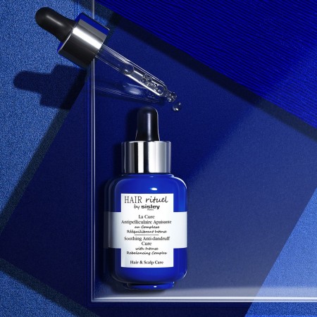 Comar Profumerie | Sisley | HAIR RITUEL BY SISLEY| La Cure Antipelliculaire Apaisante