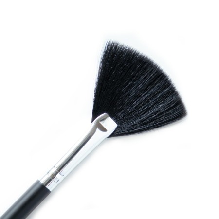 Comar Profumerie | Ethos | Accessori | Pennello Piatto A Ventaglio