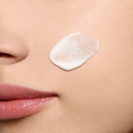 Comar Profumerie | Clarins | Bright Plus | Lotion Lactée Anti-Taches