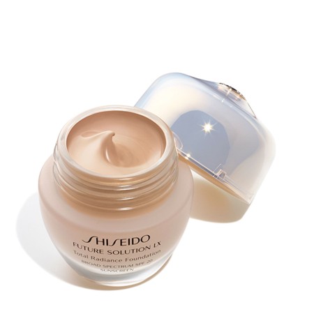 Comar Profumerie | Shiseido | Future Solution LX | Total Radiance | Foundation