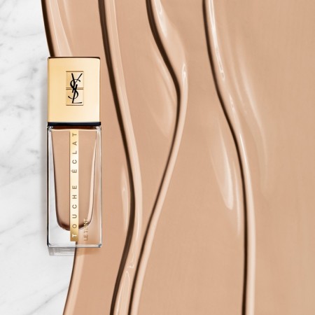 Comar Profumerie | Yves Saint Laurent | Touche Éclat Le Teint |Fondotinta