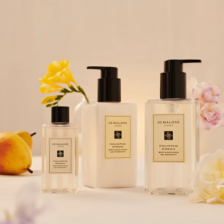 Comar Profumerie | Jo Malone London | English Pear Fresia | Lozione Mani e Corpo