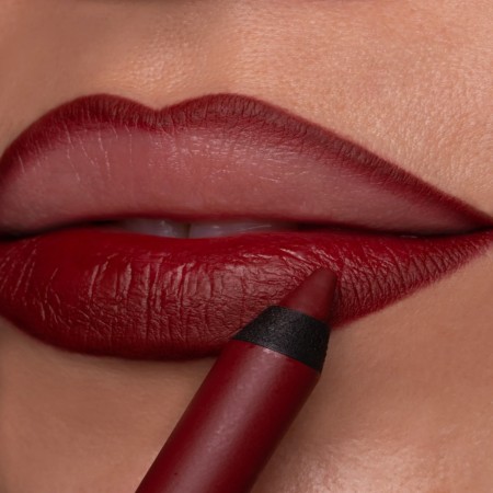 Comar Profumerie | Diego dalla Palma | Makeup | Stay On Me Matita Labbra