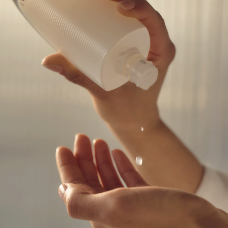 Comar Profumerie | Sensai | Absolute Silk | Micro Essence-in-Lotion