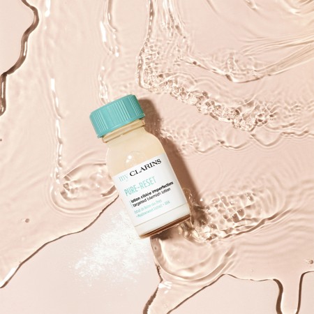 Comar Profumerie | Clarins | My Clarins | PURE-RESET trattamento mirato anti-imperfezioni Comar Profumerie | Clarins | My Clarins | PURE-RESET trattamento mirato anti-imperfezioni