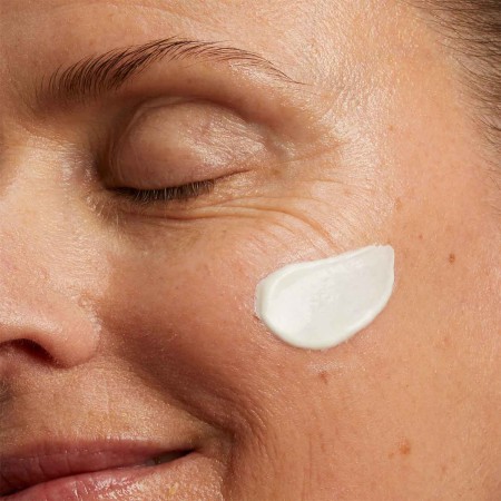 Comar Profumerie | Clarins | NUTRI LUMIÈRE | Crema Viso Nutriente SPF15 50ml