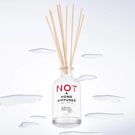 Comar Profumerie | Juliette has a Gun | Not a Home diffuser 200ml