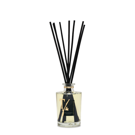 Comar Profumerie | Teatro Fragranze Uniche | Dolce Vaniglia | Diffusore con Bastoncini