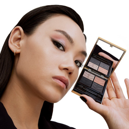 Comar Profumerie | Yves Saint Laurent | Make up | Couture Mini Clutch 800 Over Doré