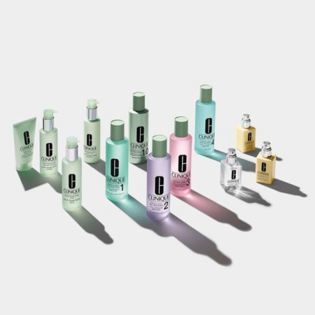 Comar Profumerie | Clinique | Trattamento Viso| Dramatically Different | Moisturizing Lotion+ con SPF50