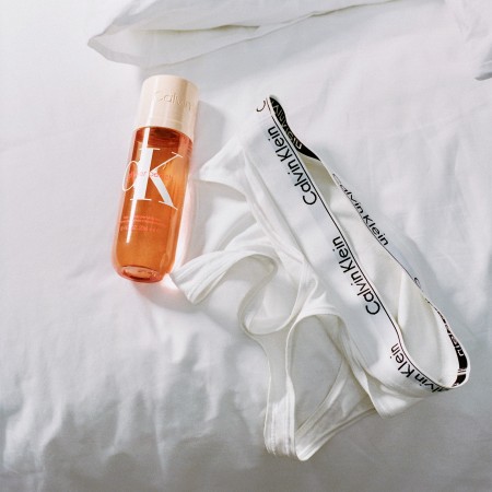 Comar Profumerie | Calvin Klein | Profumi Unisex | Sheer Peach | Hair & Body Perfume Mist